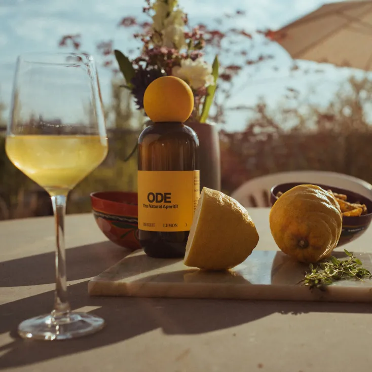 ODE Likör & Rum<Aperitif »Bright Lemon«