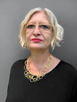 Antje Liebscher Goldschmiedeschmuck<Collier »Goldring« aus vergoldetem Silber