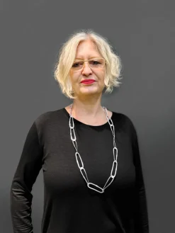 Antje Liebscher Goldschmiedeschmuck<Collier »Welle« aus Silber