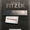 ZEIT Buchhandlung Krimis & True Crime<Fitzek, S: Einladung