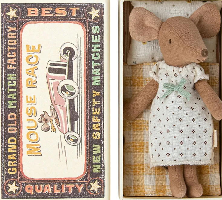 Kinder Maileg Kuscheltiere & Puppen<»Große Schwester Maus« in Streichholzschachtel