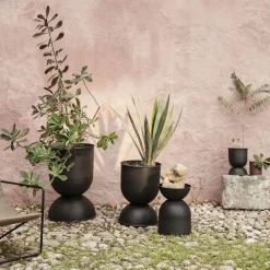 ferm LIVING Gartendekoration<»Hourglass« Pflanztopf