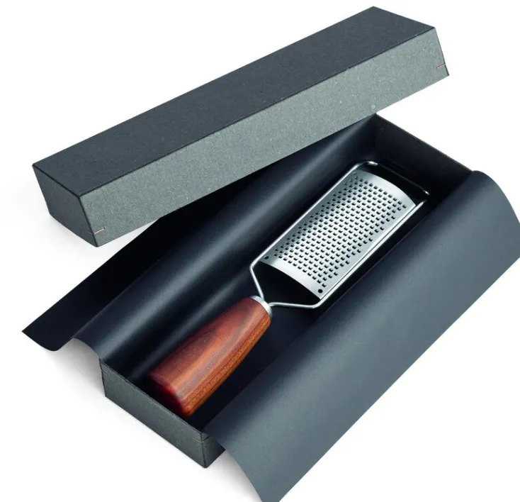 triangle Zubereiten & Servieren<Käsereibe »Soul« aus Pflaume