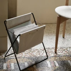 ferm LIVING Beistelltische|Aufbewahrung<Magazin-Ständer »Herman«