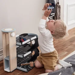 Kinder Kids Concept Holzspielzeug<Parkhaus aus Holz