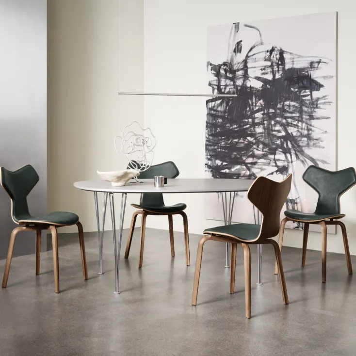 Fritz Hansen Sondereditionen|Stühle & Sessel<ZEIT-Sonderedition »Grand Prix Stuhl«