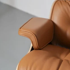 VITRA Sondereditionen|Stühle & Sessel<ZEIT-Sonderedition »Lounge Chair & Ottoman«